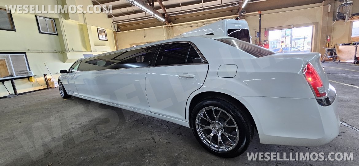 Photo of Limousine for sale: 2013 Chrysler 300 140" by Tiffany