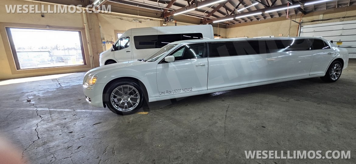 Photo of Limousine for sale: 2013 Chrysler 300 140" by Tiffany