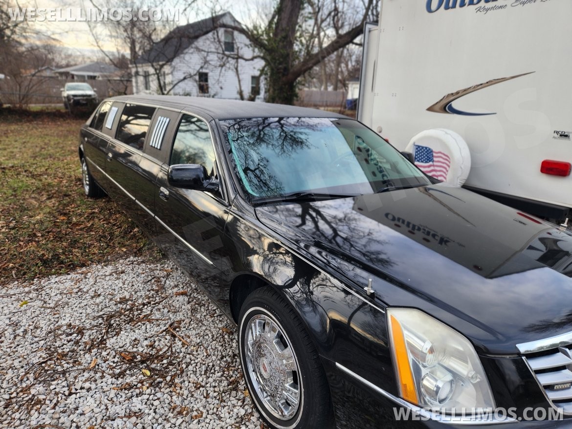 Limousine for sale: 2009 Cadillac 1GEEK90Y59U550270