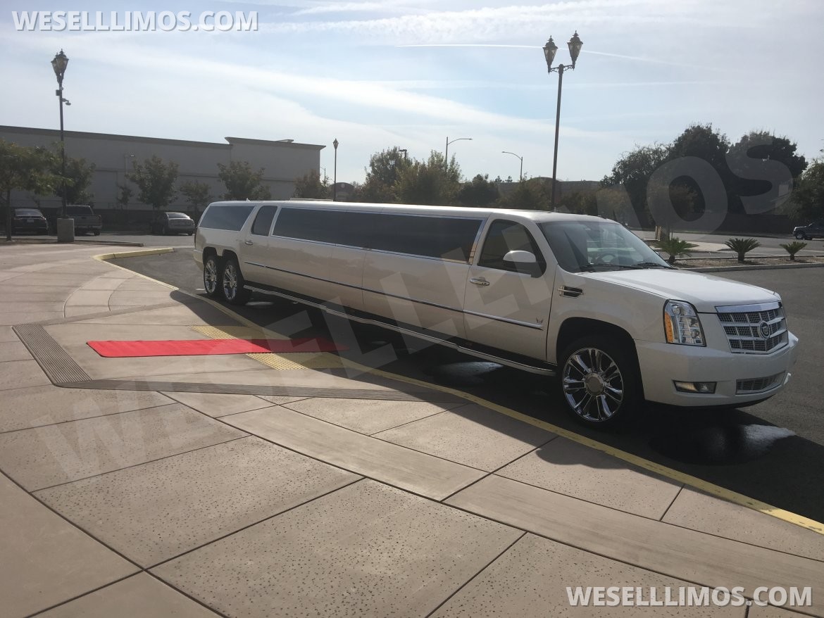 SUV Stretch for sale: 2014 Chevrolet Suburban 220&quot; by Limos By Moonlight