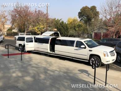 MUST SELL NOW.   2014 Limos By Moonlight Chevrolet Suburban (Suburbalade) SUV Stretch