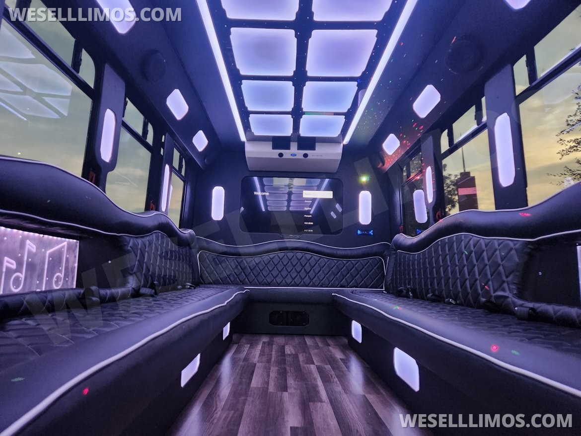 Limo Bus for Sale in Fontana, CA - Photo 22