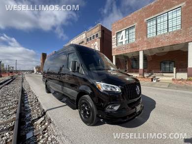 2025 First Class Customs, Inc. Mercedes-Benz 14 Passenger Limo Sprinter