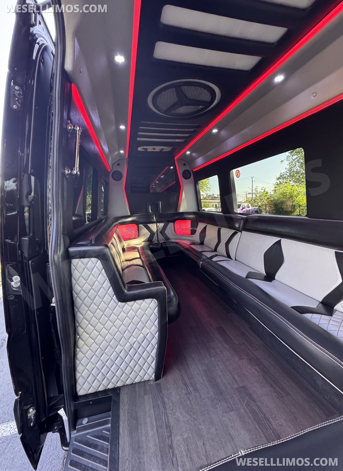 Photo of Sprinter for sale: 2018 Mercedes-Benz 3500 16"