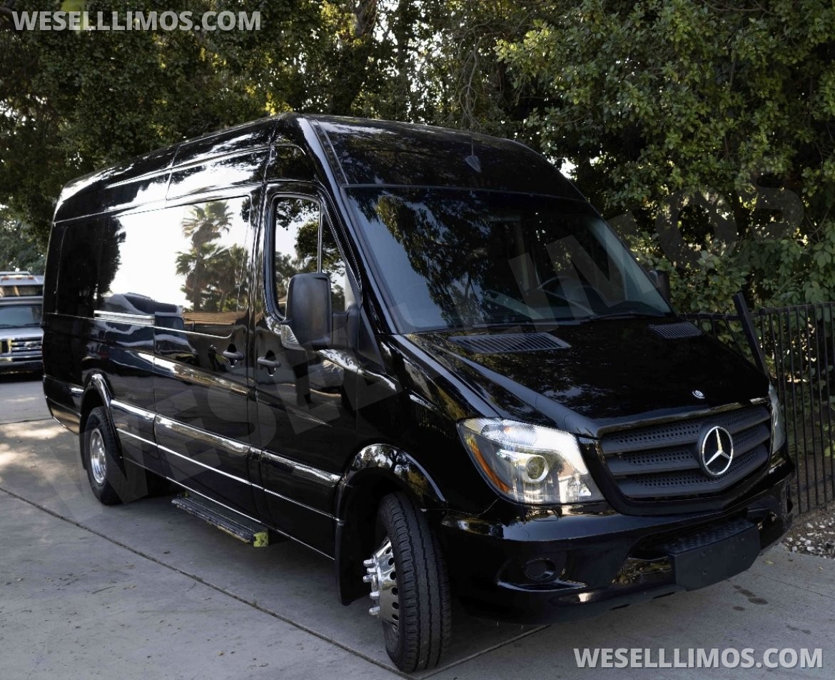 Photo of Sprinter for sale: 2018 Mercedes-Benz 3500 16"