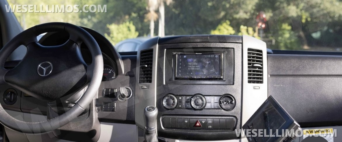 Photo of Sprinter for sale: 2018 Mercedes-Benz 3500 16"