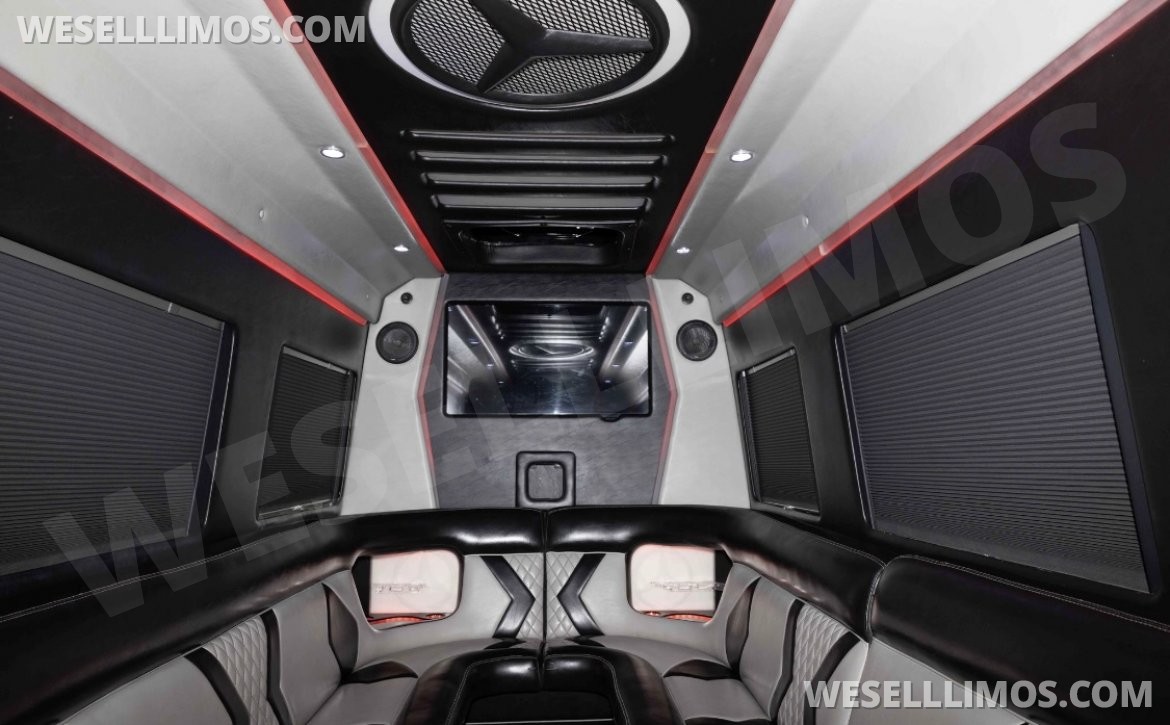 Photo of Sprinter for sale: 2018 Mercedes-Benz 3500 16"