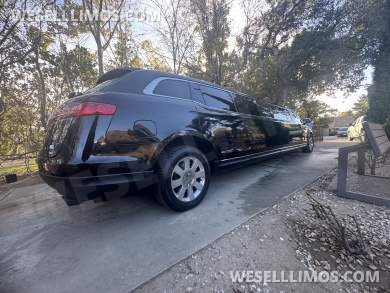2018 Lincoln MKT 120”Limousine