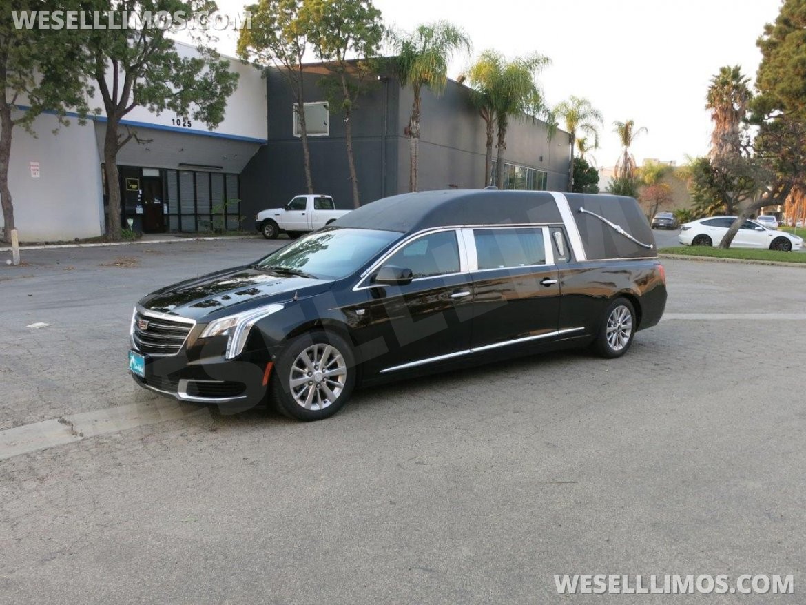 Funeral for sale: 2019 Cadillac XTS Heritage by by Federal Coach