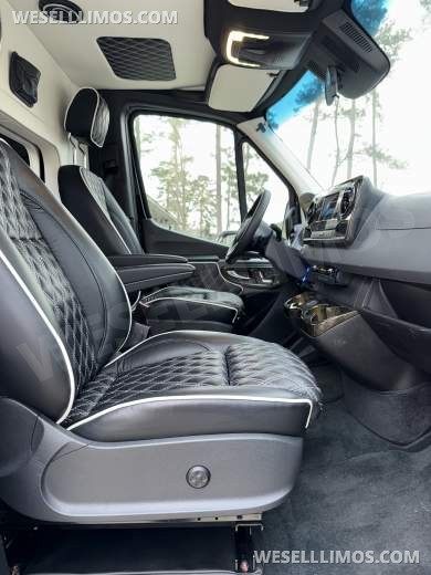 2023 Midwest Mercedes-Benz 3500 4wd 170ext  Sprinter Maybach seating/ solar package