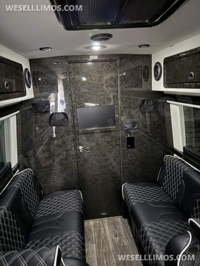 2023 Midwest Mercedes-Benz 3500 4wd 170ext  Sprinter Maybach seating/ solar package