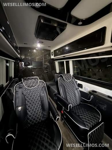 2023 Midwest Mercedes-Benz 3500 4wd 170ext  Sprinter Maybach seating/ solar package
