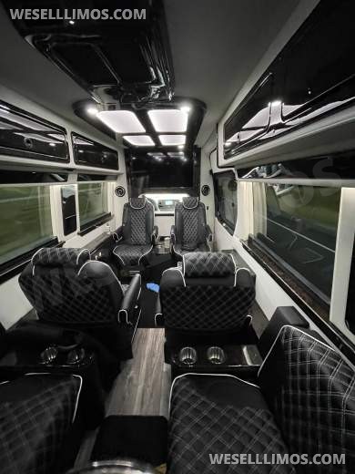 2023 Midwest Mercedes-Benz 3500 4wd 170ext  Sprinter Maybach seating/ solar package