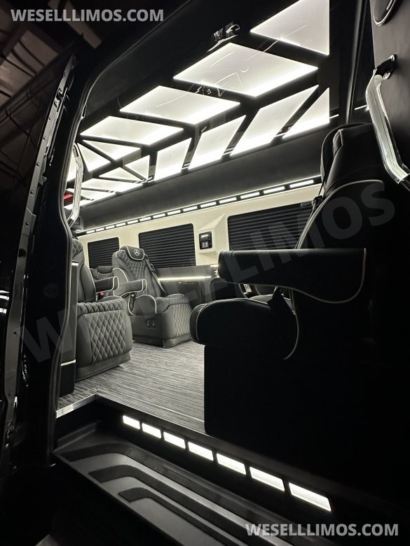 2025 CEO Mercedes-Benz Sprinter