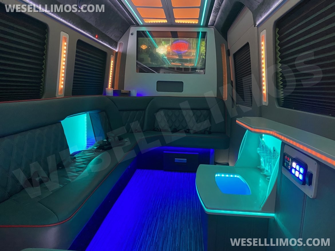 Photo of Sprinter for sale: 2020 Mercedes-Benz Sprinter 2500 by LGE Coachworks