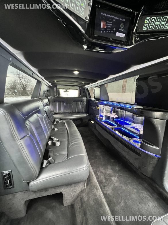 2018 Lincoln MKT Limousine for Sale in Albany, NY - Photo 2