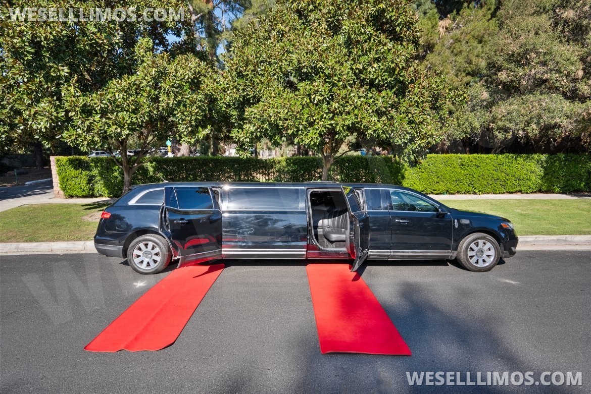 Photo of Limousine for sale: 2018 Lincoln MKT