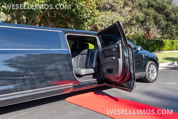 2018 Lincoln MKT Limousine