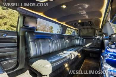 2018 Lincoln MKT Limousine