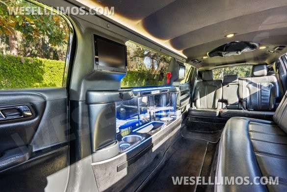 2018 Lincoln MKT Limousine
