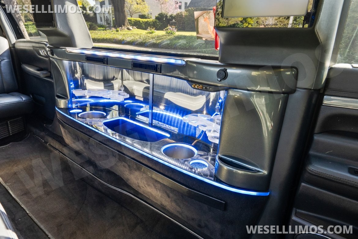 Photo of Limousine for sale: 2018 Lincoln MKT