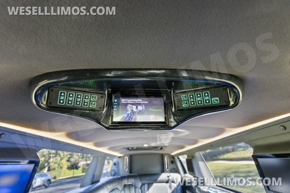 2018 Lincoln MKT Limousine
