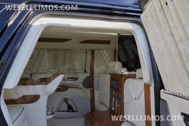 2023 Cadillac Escalade V CEO Armored Level B6 with 22 inch stretch - CEO SUV Mobile Office for Sale in Ontario, California, United States - Photo 12