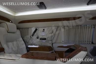 2023 Cadillac Escalade V CEO Armored Level B6 with 22 inch stretch - CEO SUV Mobile Office for Sale in Ontario, California, United States - Photo 15