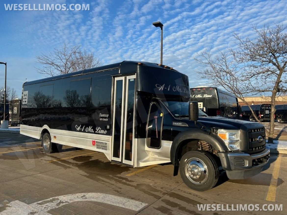 Limo Bus for sale: 2013 Ford F550