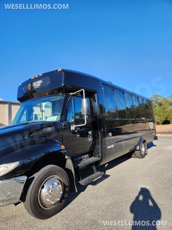 ***Financing Available***2013  International Limousine Bus new build