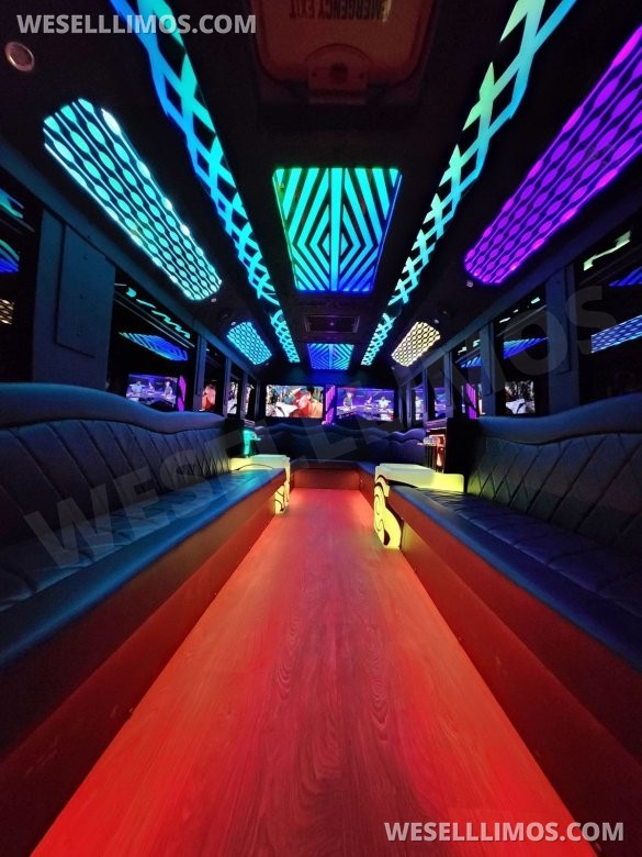 ***Financing Available***2013  International Limousine Bus new build