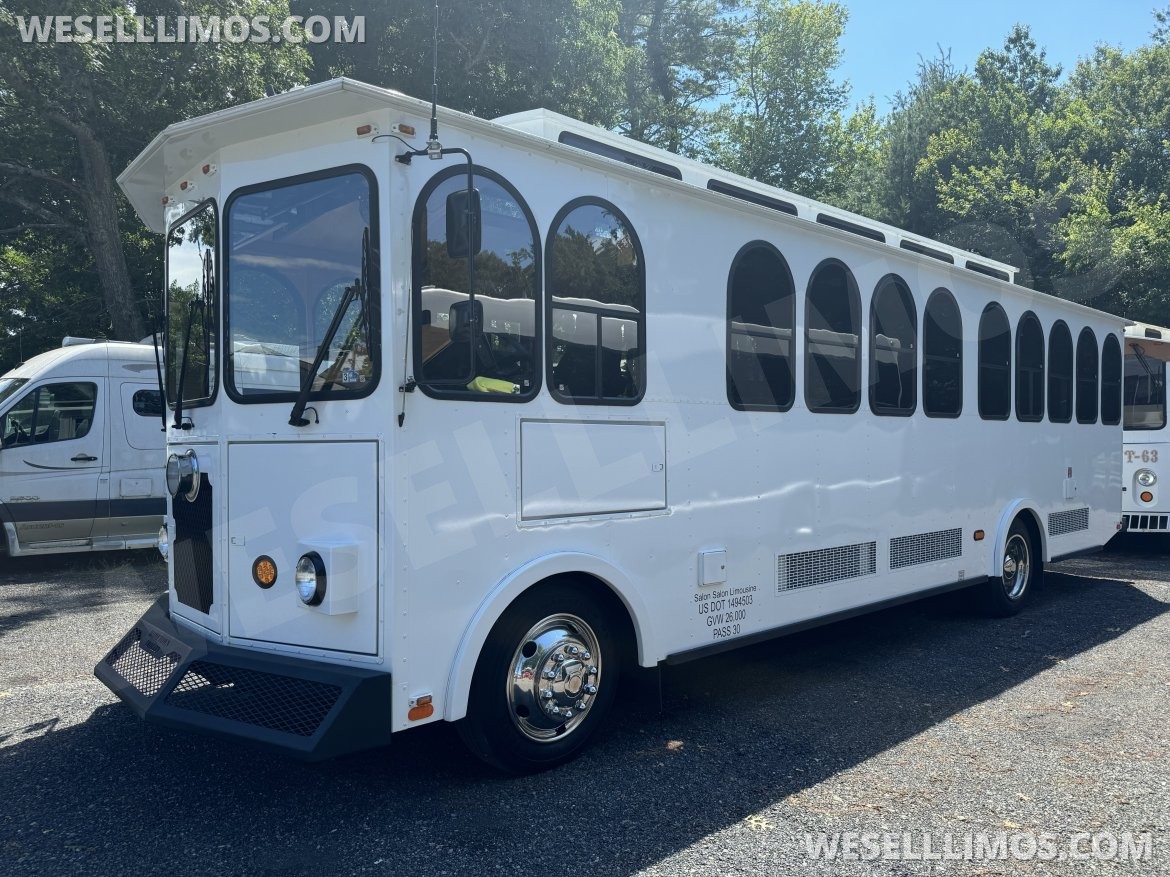 Trolley for sale: 2015 Ford F53 by Hometown Villager Trolley