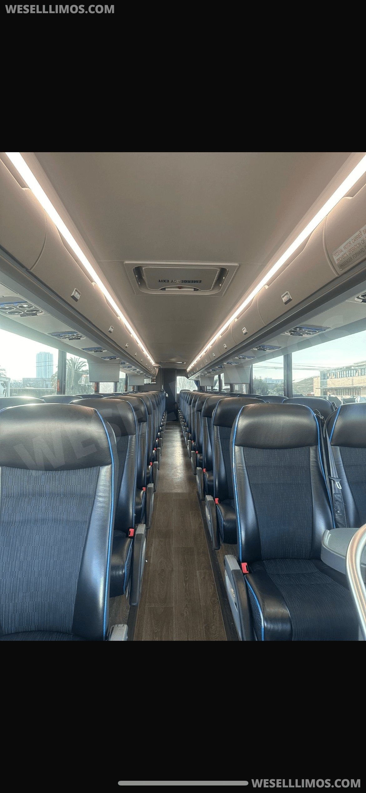 2020 Van Hool CX45 Motorcoach - Photo 4
