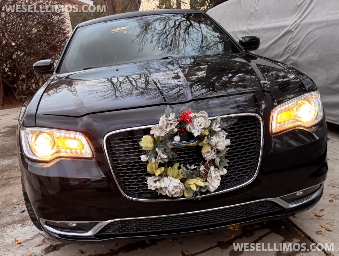 Limousine for sale: 2018 Chrysler 300