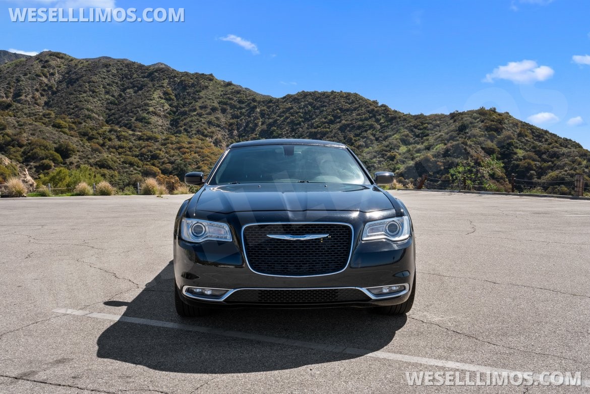 Photo of Limousine for sale: 2020 Chrysler 300