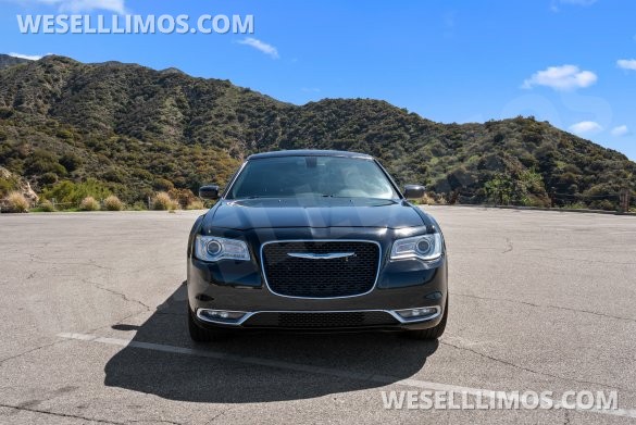 2020 Chrysler limousine