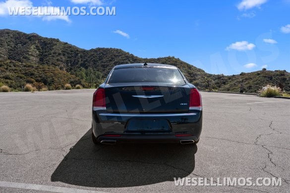 2020 Chrysler limousine