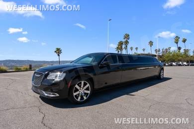 2020 Chrysler limousine