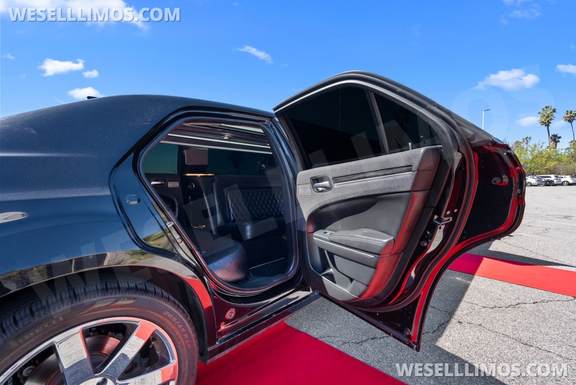 Photo of Limousine for sale: 2020 Chrysler 300