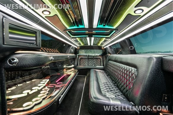 2020 Chrysler limousine