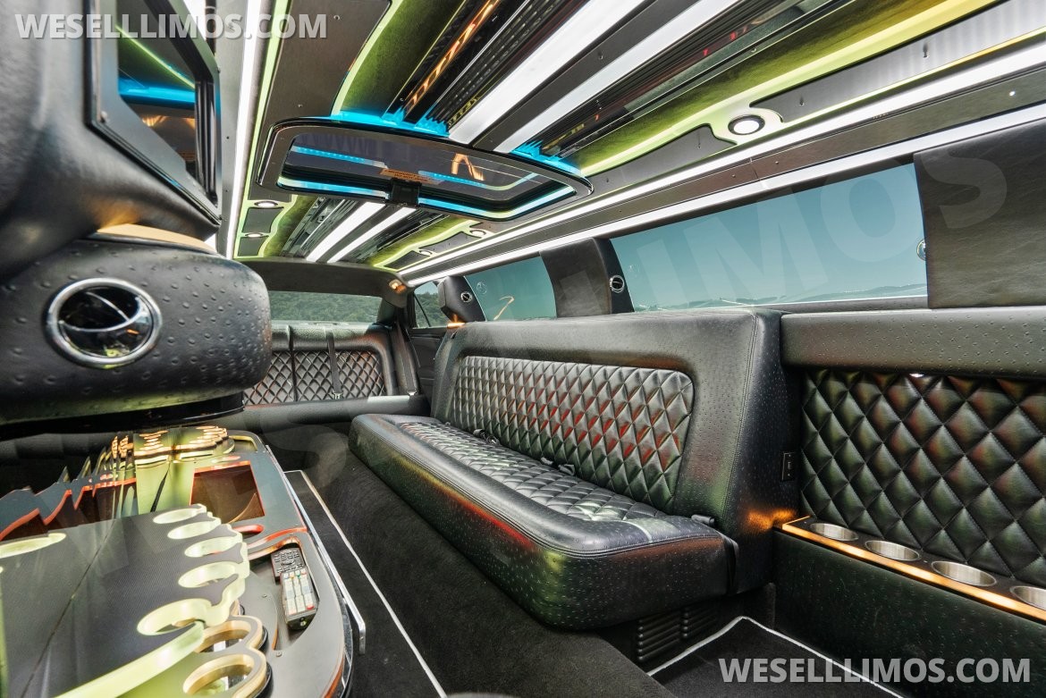 Photo of Limousine for sale: 2020 Chrysler 300