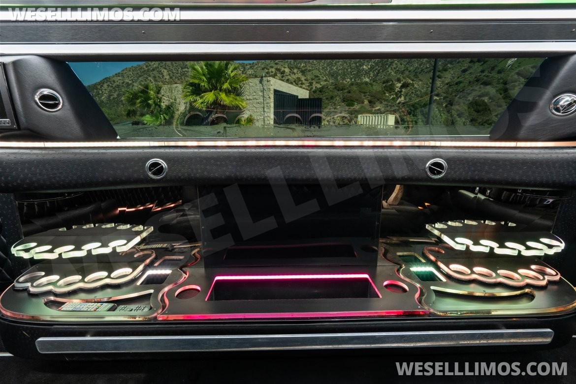 Photo of Limousine for sale: 2020 Chrysler 300