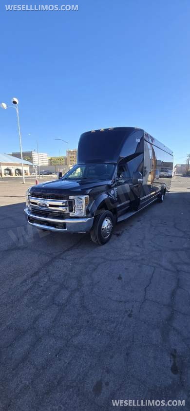 2018 Tiffany Coachbuilders Ford F550 Shuttle Bus