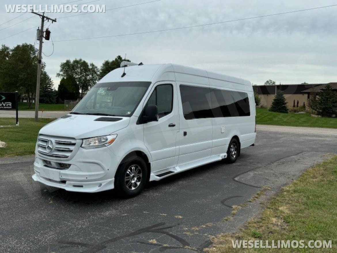 Sprinter for Sale in Elkhart, IN - Photo 2