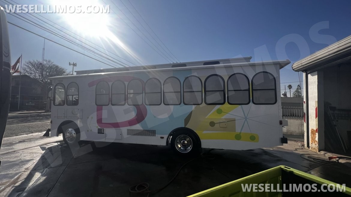 Photo of Trolley for sale: 2014 Ford F53 by Hometown Villager Trolley