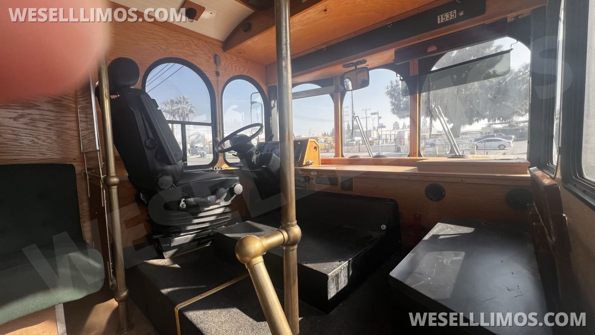 Photo of Trolley for sale: 2014 Ford F53 by Hometown Villager Trolley