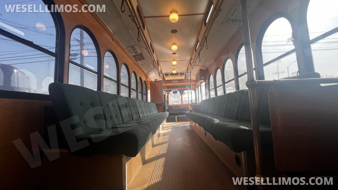 Photo of Trolley for sale: 2014 Ford F53 by Hometown Villager Trolley
