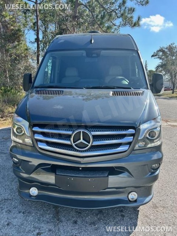 2017 Mercedes-Benz Sprinter 3500 Business Class Sprinter for Sale in Bradenton, FL - Photo 3