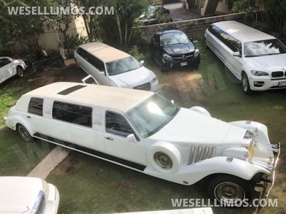 Towncar Excalibur Limousine