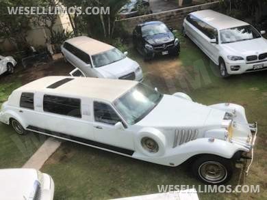 Towncar Excalibur Limousine